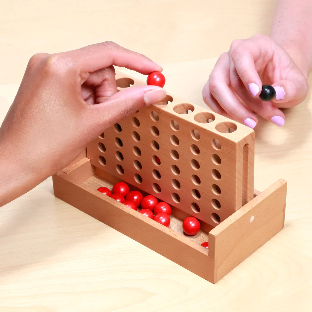Kikkerland '4 In A Row' Strategy Game - Image 5