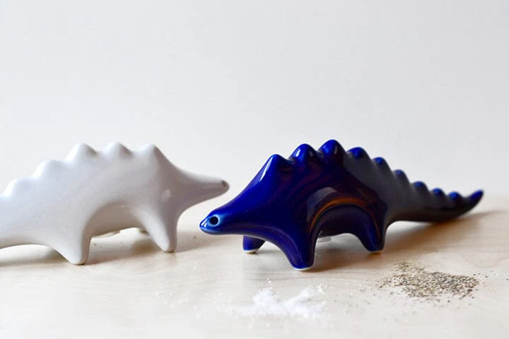 Maia Ming Dinosaur Salt & Pepper Shaker - Image 4