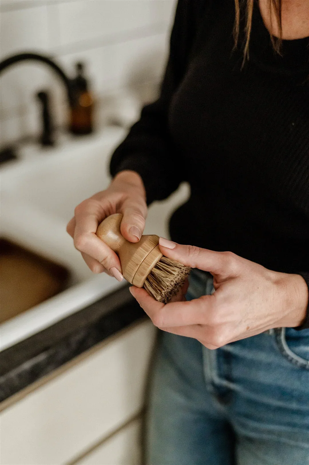 Mother Earth Biodegradable Scrub Brush - Image 4