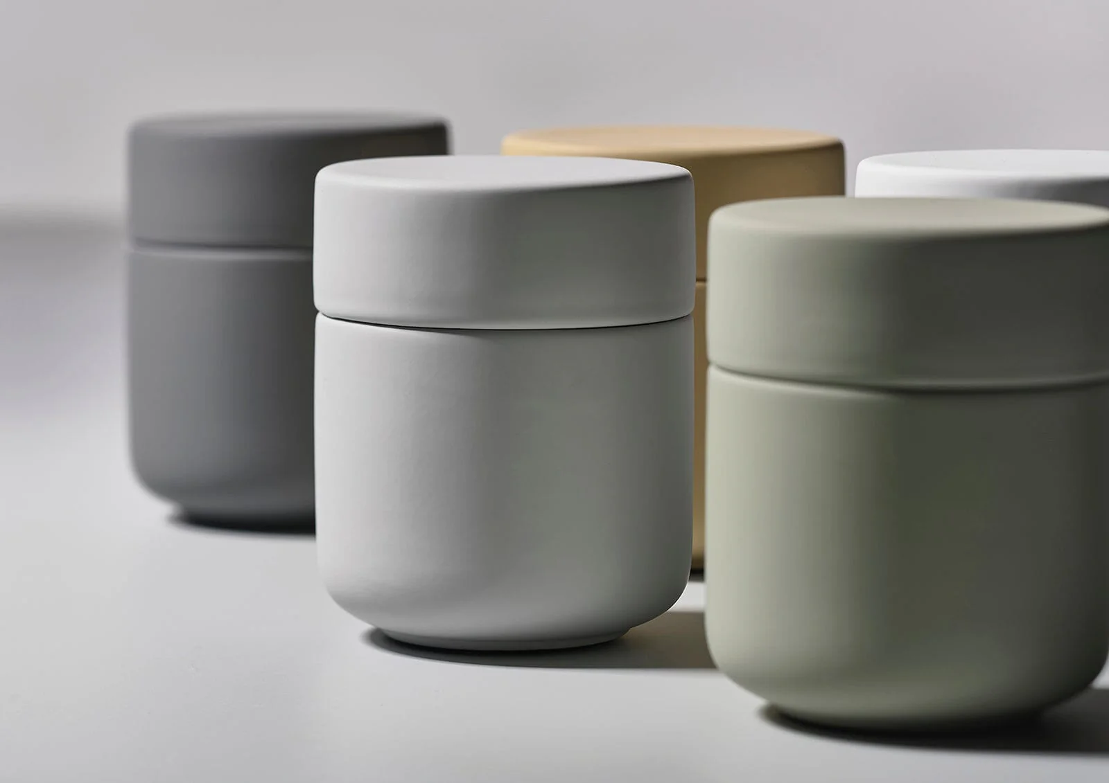 UME Jar With Lid - Image 26