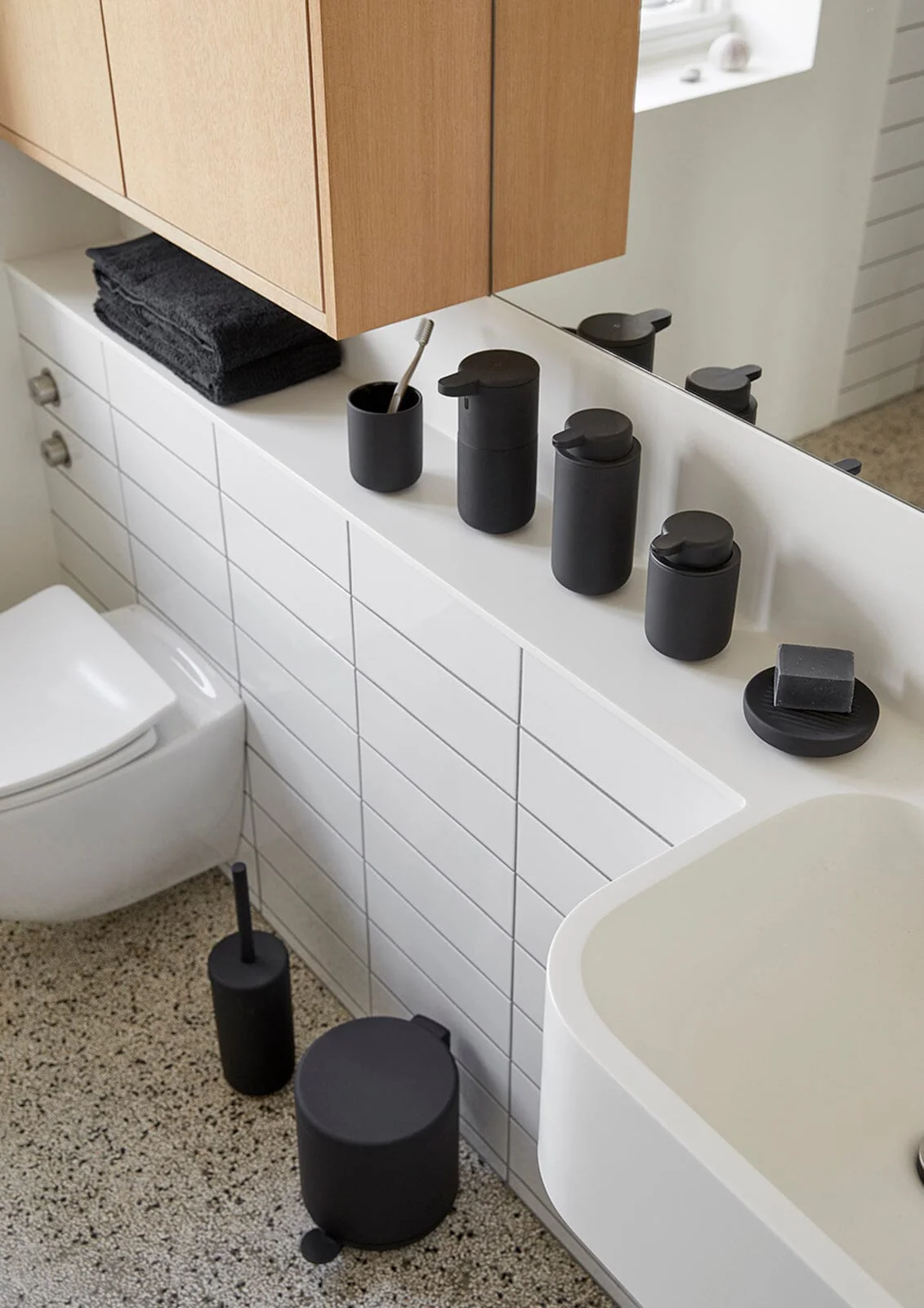 UME Pedal Bin - Image 17