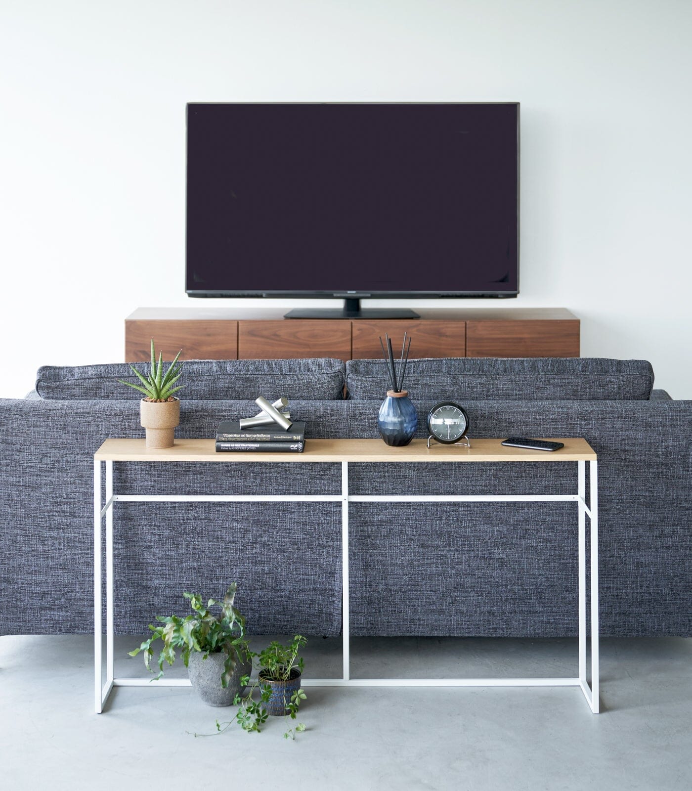 Yamazaki Long Console Table - Image 4
